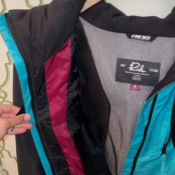 Snowboard ski jacket - Picture 3 of 6